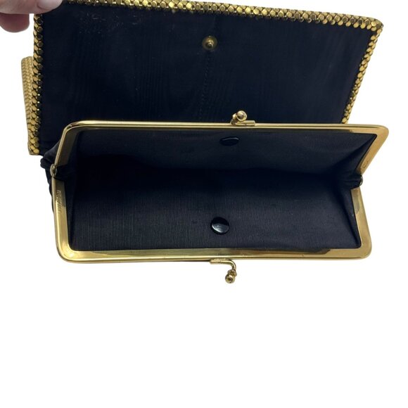 Whiting & Davis gold mesh wallet vintage 1960's kisslock closure Mid Century - Picture 3 of 9